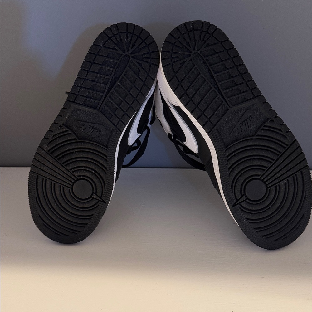 Nike Kids Black and White High-Top Air Jordan Sneakers - Picture 7 of 9
